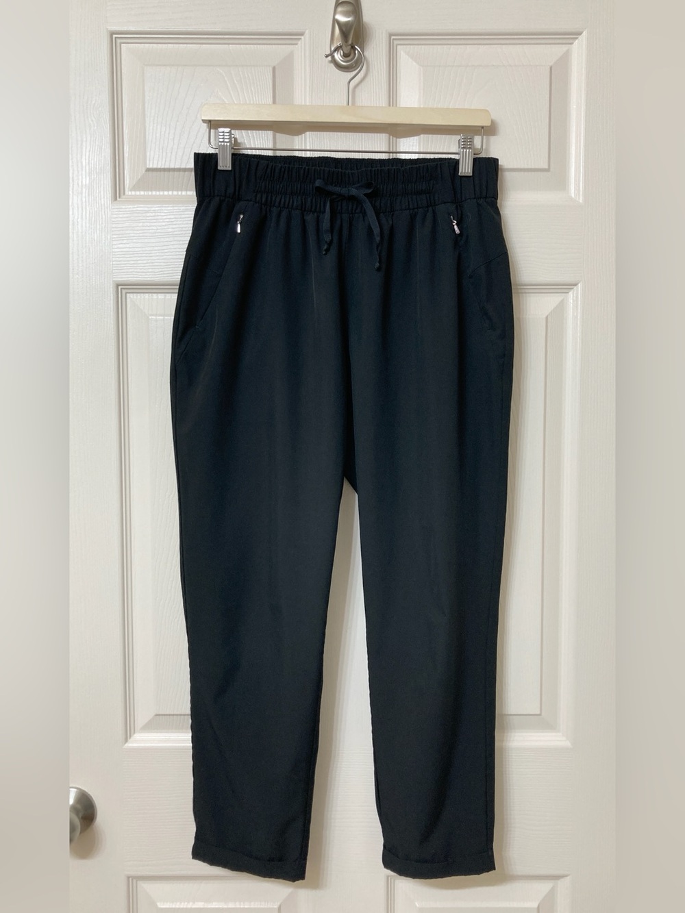 Calia Women’s Black TrueLight High Rise Athletic Tapered Ankle Pants Size Medium